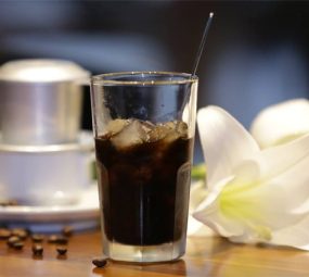 Cà phê phin đen/ sữa